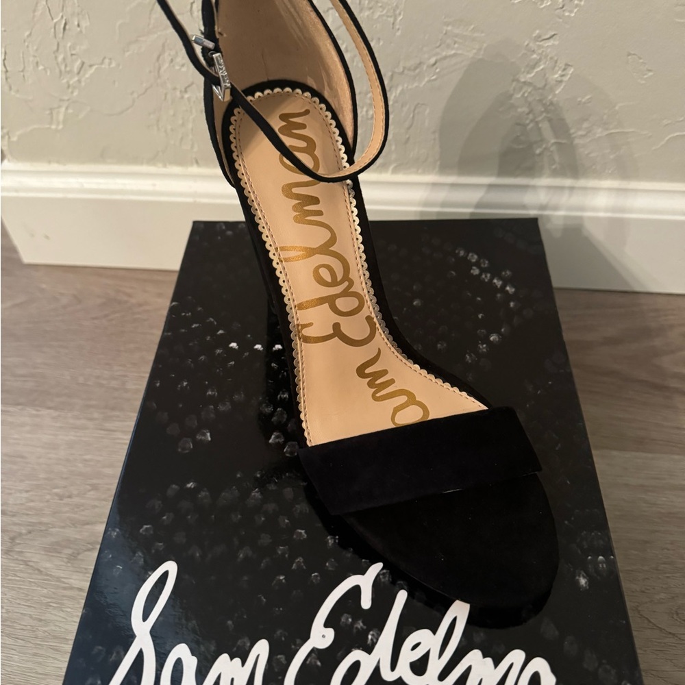 Sam Edelman black suede Yaro heels